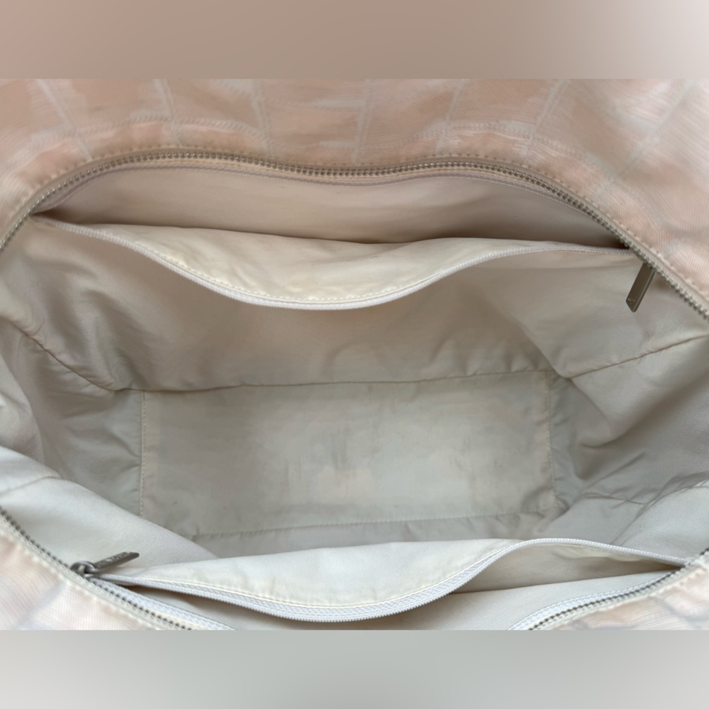 Chanel-Authentic- Travel Line Tote Bag Pink Blush - Picture 14 of 16